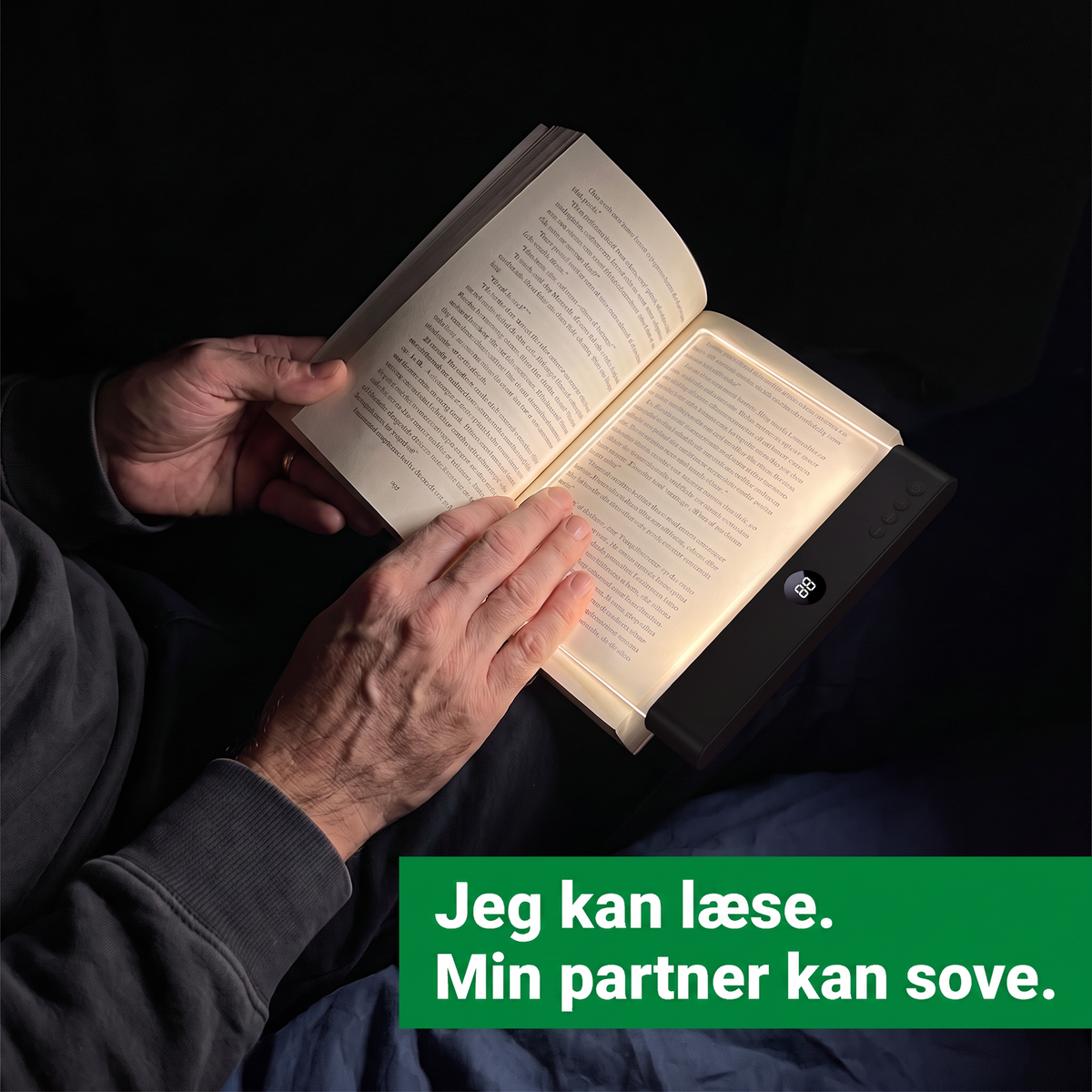 Jeg kan læse. Min partner kan sove. Læsro ligger på boksiden i mørket